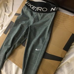 Nike Pro Womens tight fit leggings